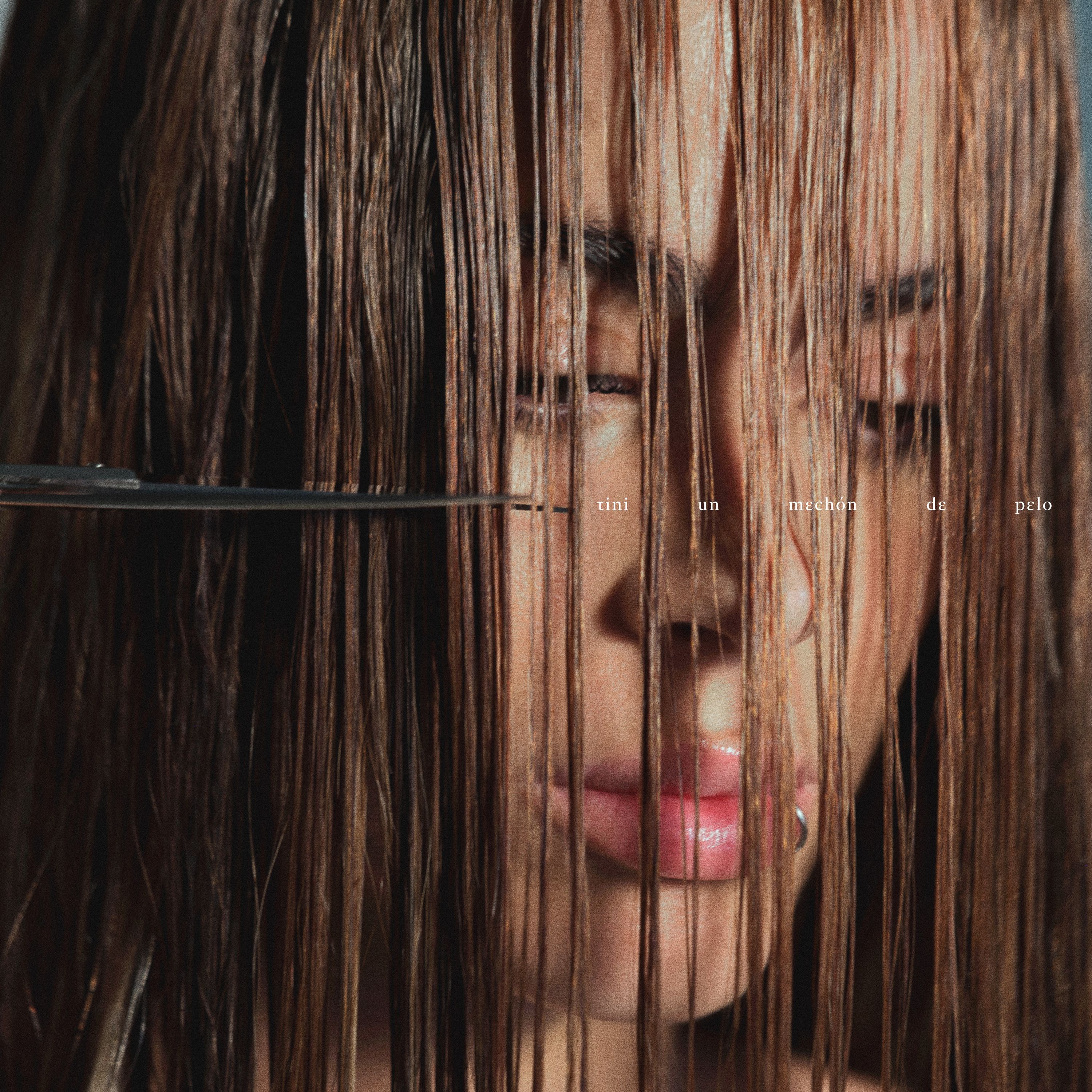 Tini (Martina Stoessel) - Un Mechón De Pelo album cover